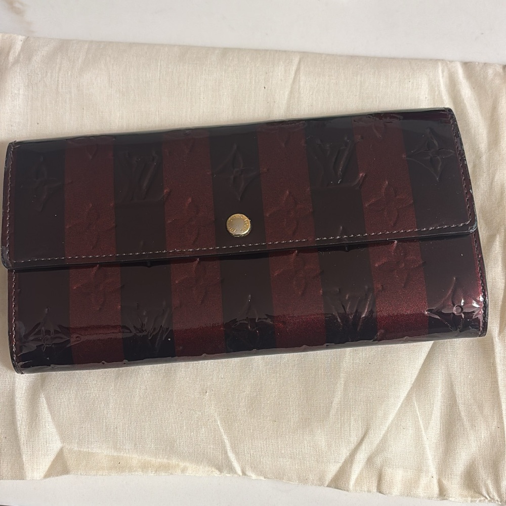 Louis vuitton vernis stripes wallet